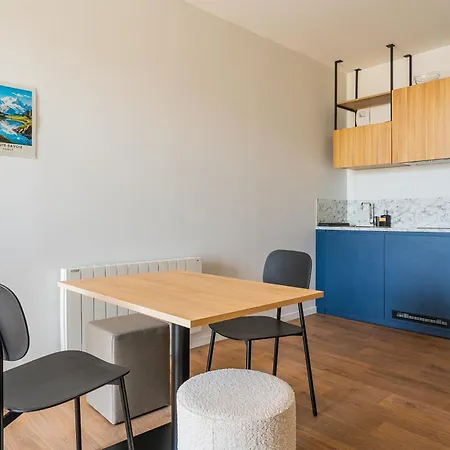 Ξενοδοχείο με διαμερίσματα Ecla Geneve 3*